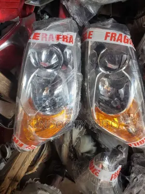 Headlight Set Rav4 2010/012