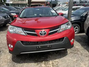 Toyota RAV4 2014 Red