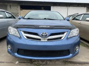 Toyota Corolla 2012 Blue
