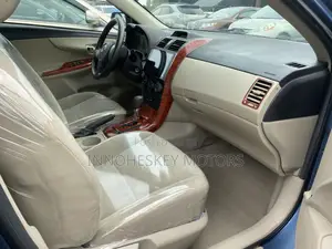 Toyota Corolla 2012 Blue