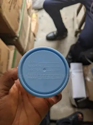 Specimen Container