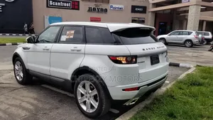 Land Rover Range Rover Evoque Dynamic 2dr SUV AWD (2.0L 4cyl Turbo 9A)