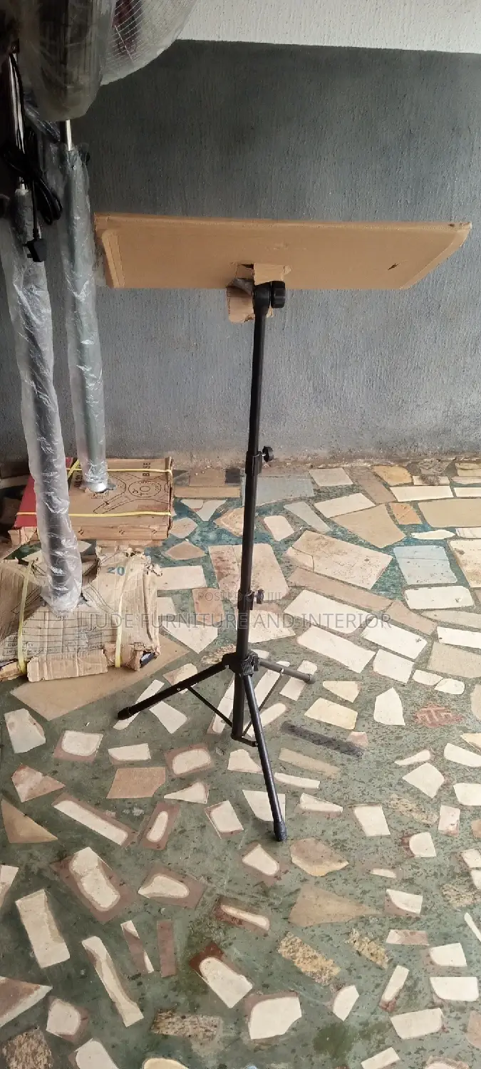 Mini Pulpit Stand