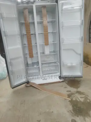 The Classic LG Side by Side Refrigerator [257-Jlyl-B]