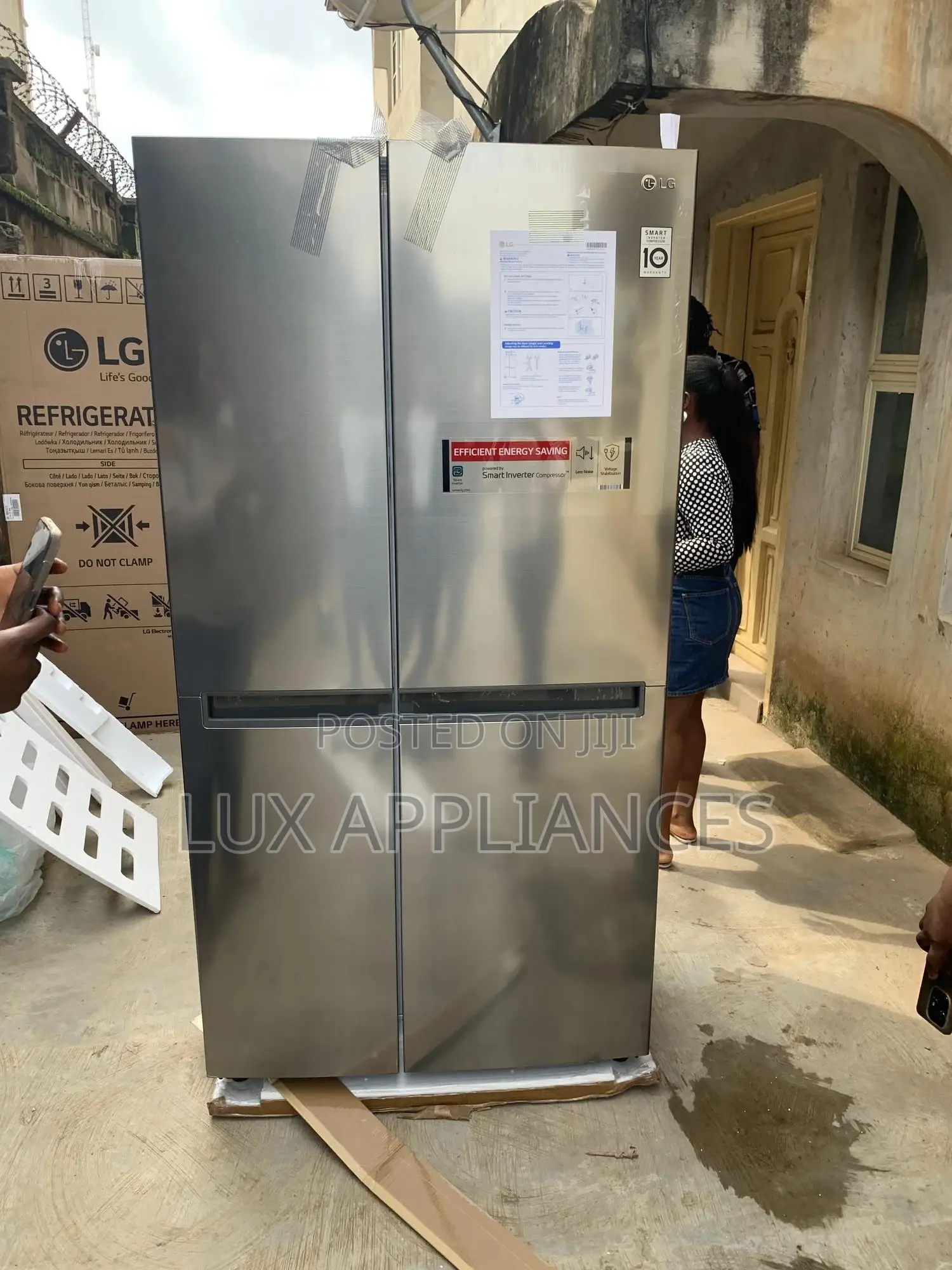 Kitchen Friendly 688L Refrigerator