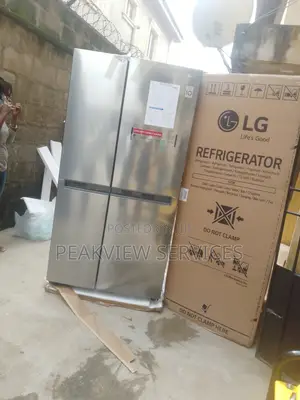 The Latest Side by Side LG Refrigerator [257-Jlyl-B]