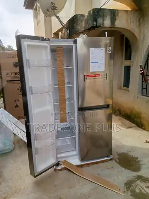 LG Gc-B257jlyl Side-by-Side Refrigerator