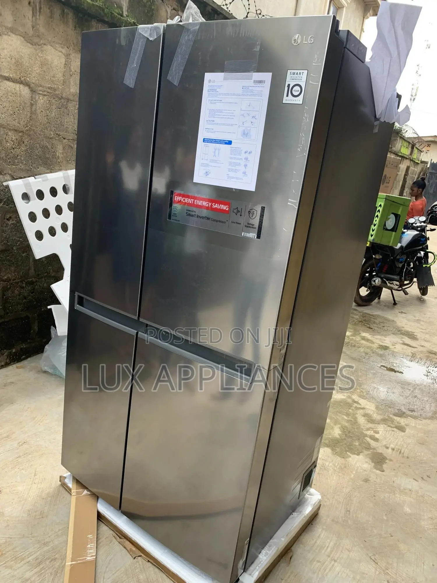 Stylish Design LG Refrigerator