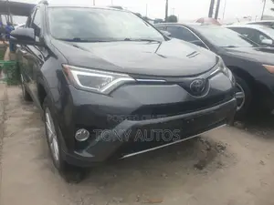 Toyota RAV4 2016 Gray