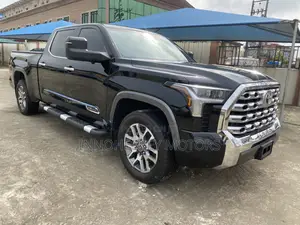 Toyota Tundra 1794 2022 Black