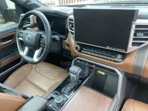 Toyota Tundra 1794 2022 Black