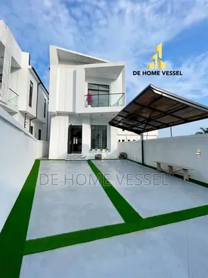 4bdrm Duplex in Lekki for sale