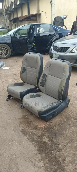 Complete Seats and Door Mats for Toyota Camry 2016 SE