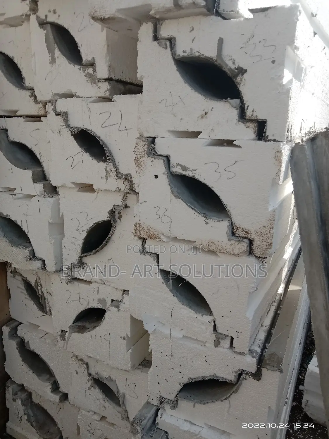 Parapet With Polystyrene Material