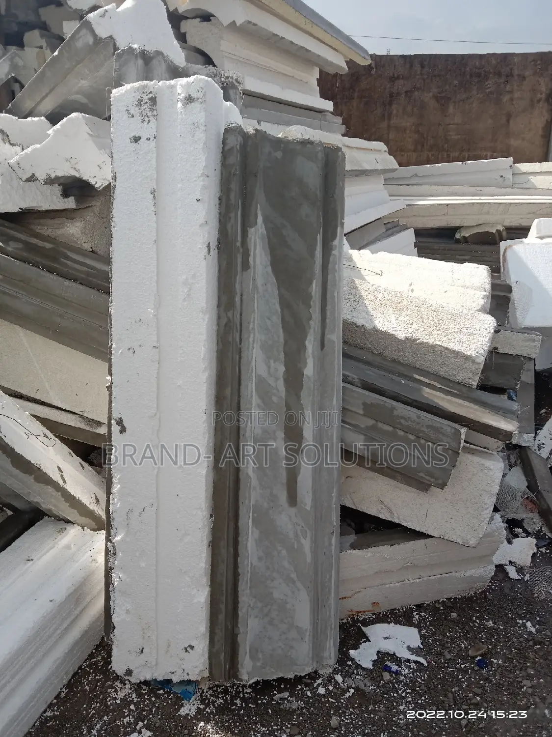 Parapet With Polystyrene Material