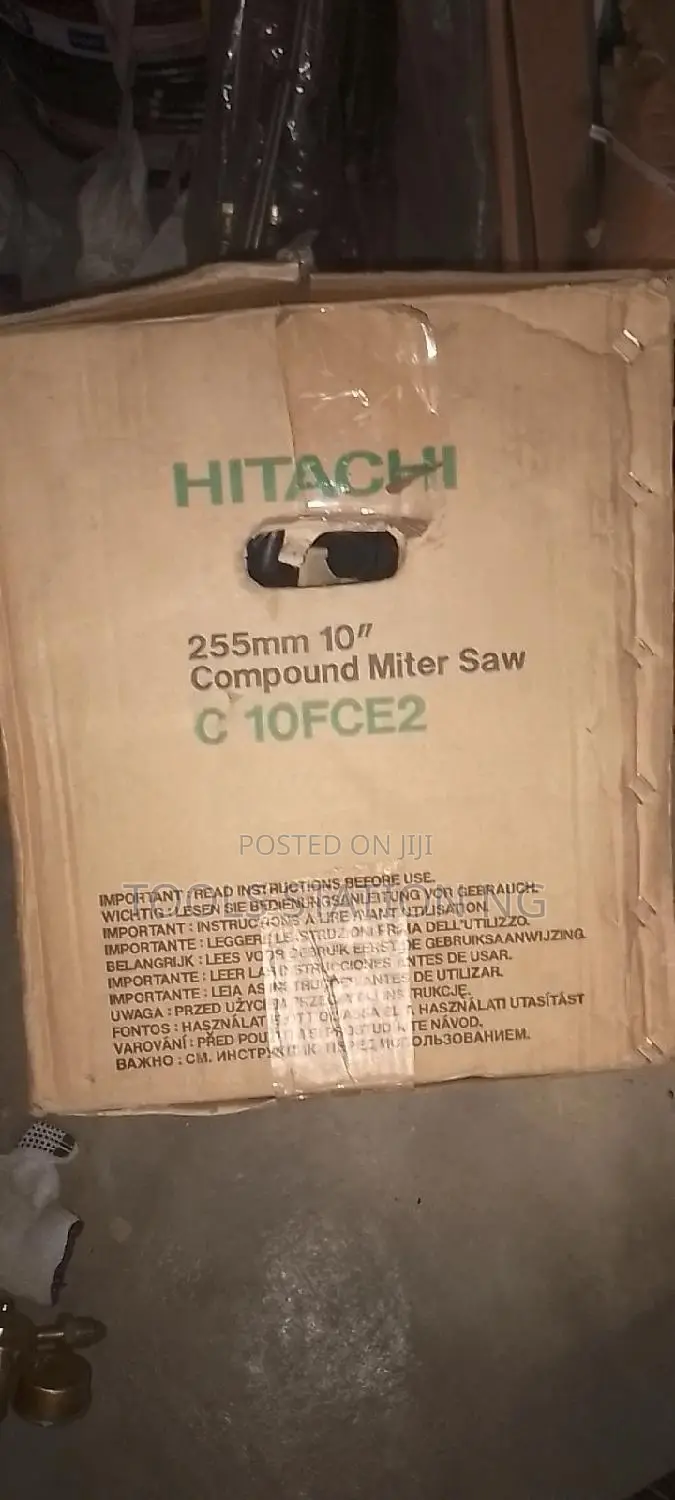 Hitachi Compound Miter Saw C10FCE2
