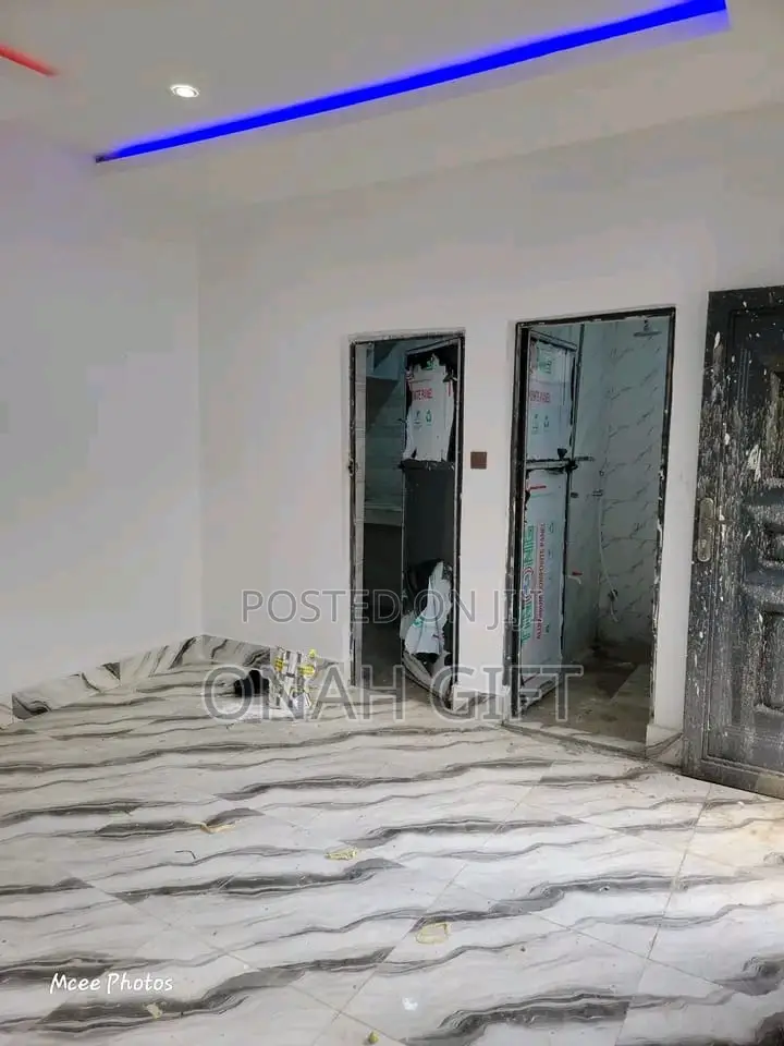 Self Contain for Rent