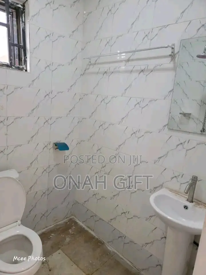 Self Contain for Rent