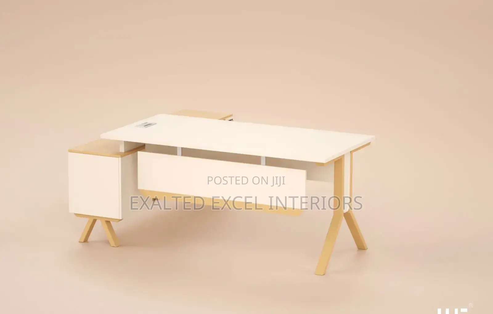 Top Quality Office Table (1.6meter)