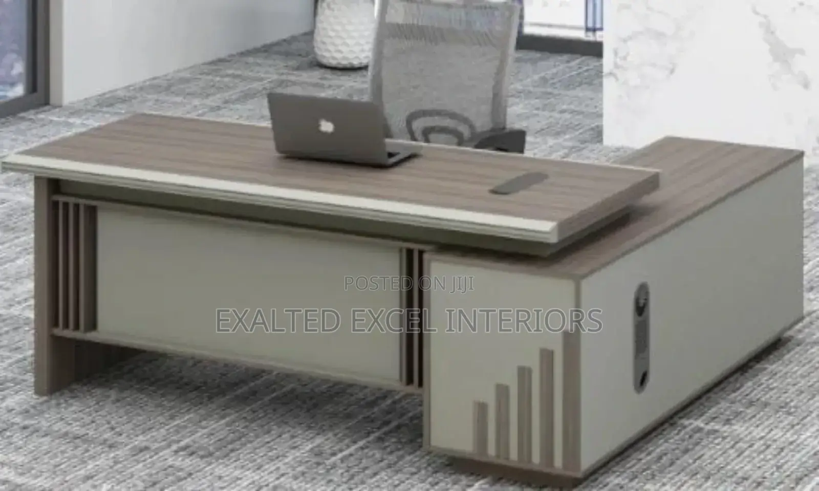 Quality Important Executive Office Table