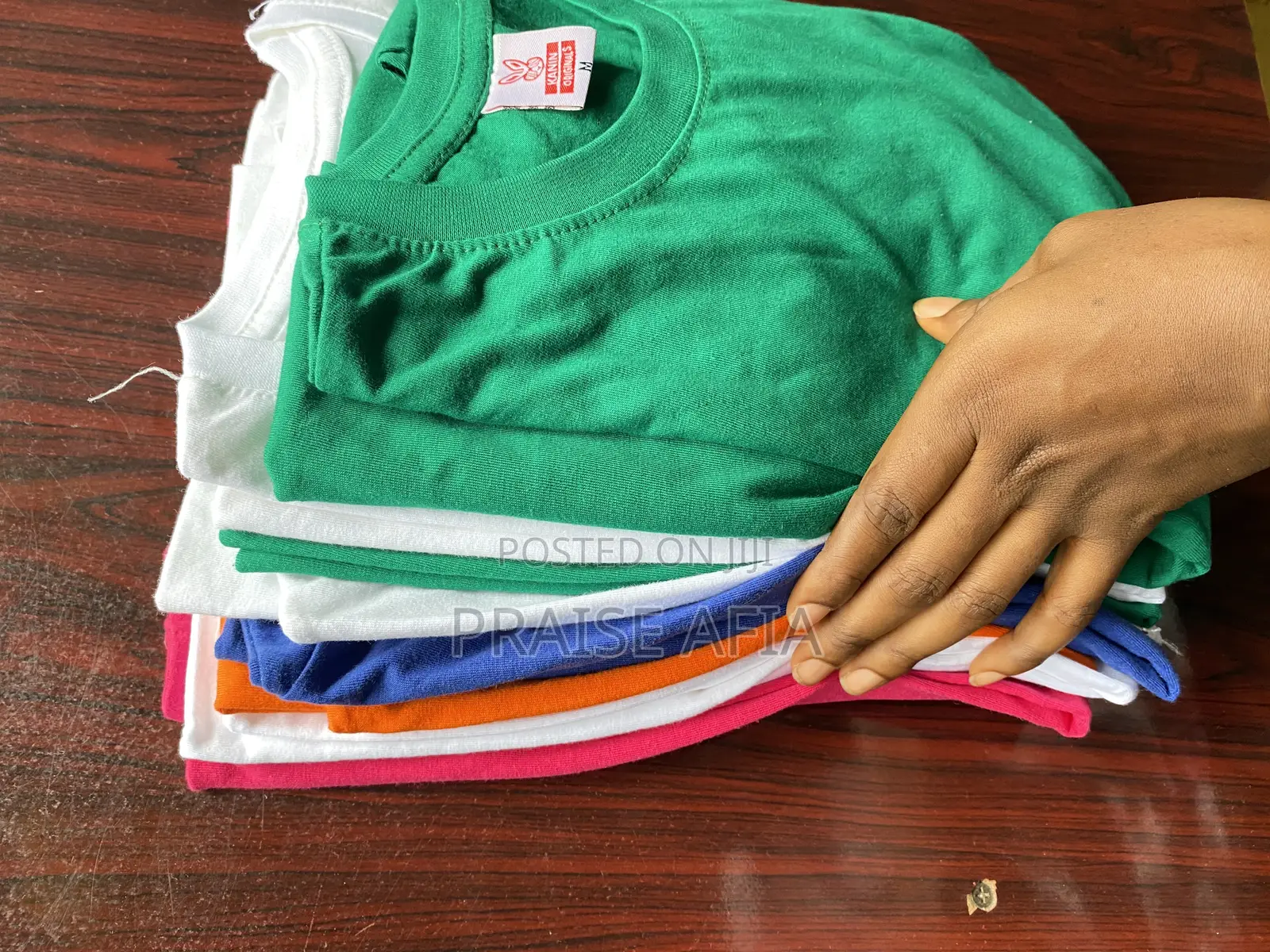 Plain Round-neck Tees