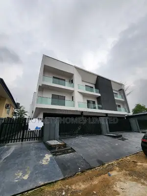 4bdrm Townhouse/Terrace in Ikeja for sale