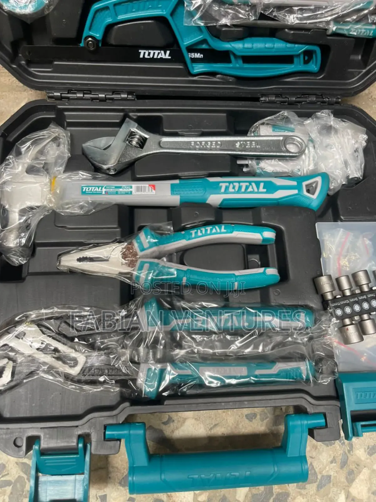 Set of Tools Box TOTAL
