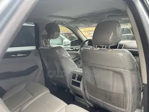 Mercedes-Benz M Class 2015 Blue