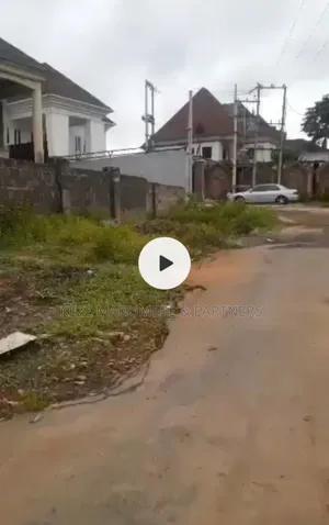 For Sale : 1400 SQMTRS at Old Gra , Enugu