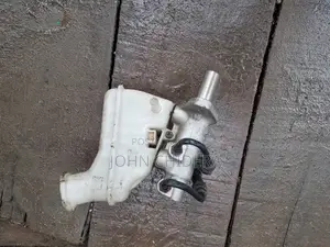 Master Cylinder or Break Master for Kia Soul 2010