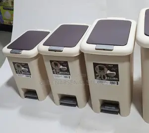 Plastic Pedal Dustbin -- 10l, 15l, 20l
