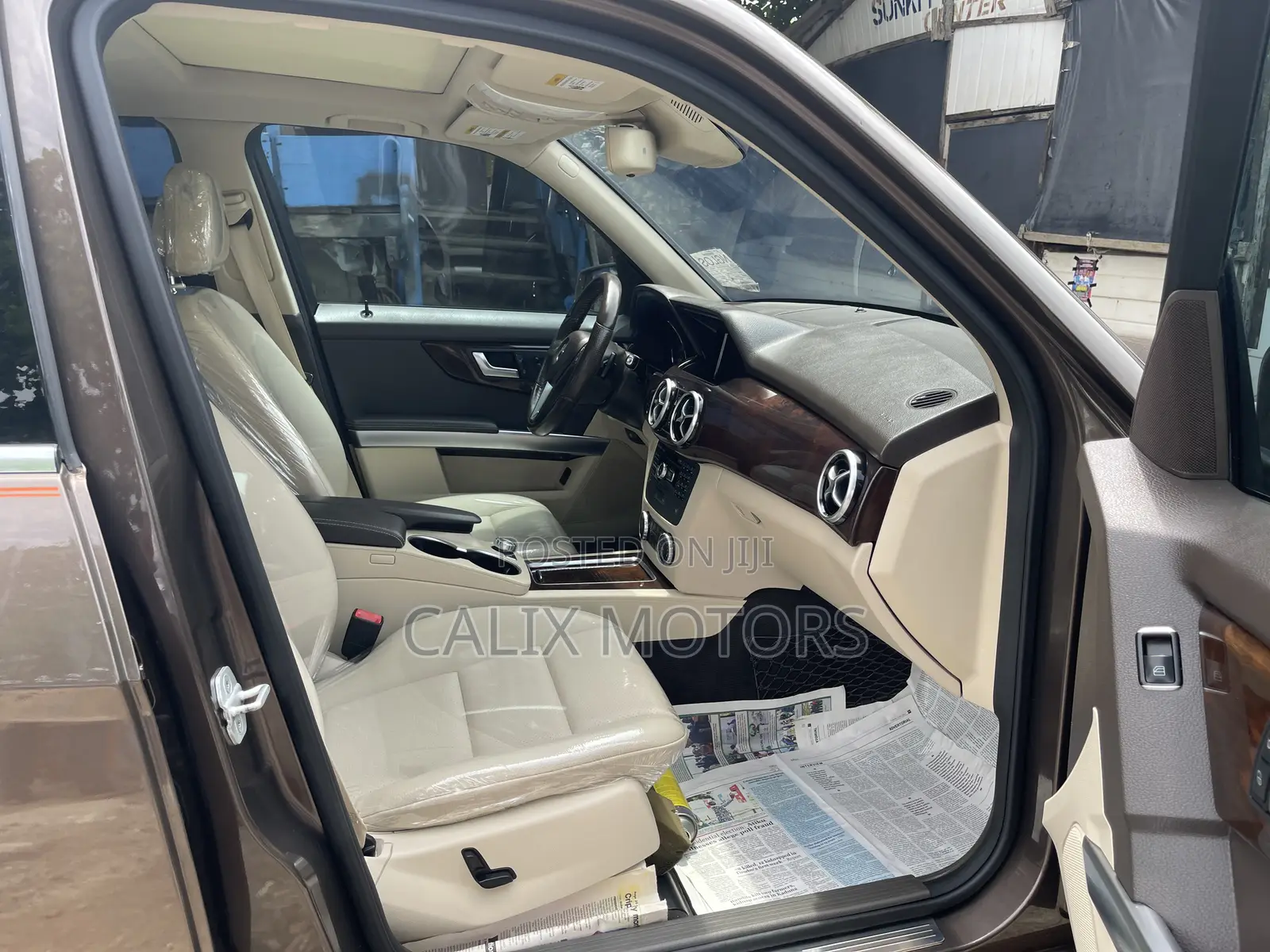 Mercedes-Benz GLK-Class 2015 Brown