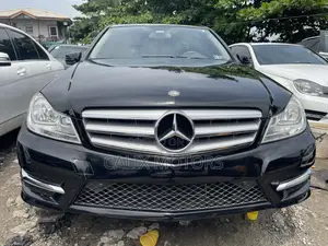 Mercedes-Benz C300 2010 Black