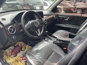 Mercedes-Benz GLK-Class 2010 Black