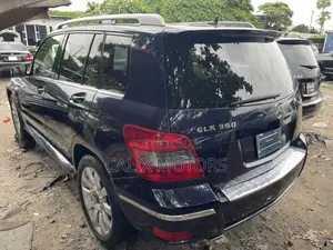 Mercedes-Benz GLK-Class 2010 Blue