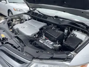 Toyota Venza 2011 Silver