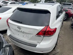 Toyota Venza 2011 White