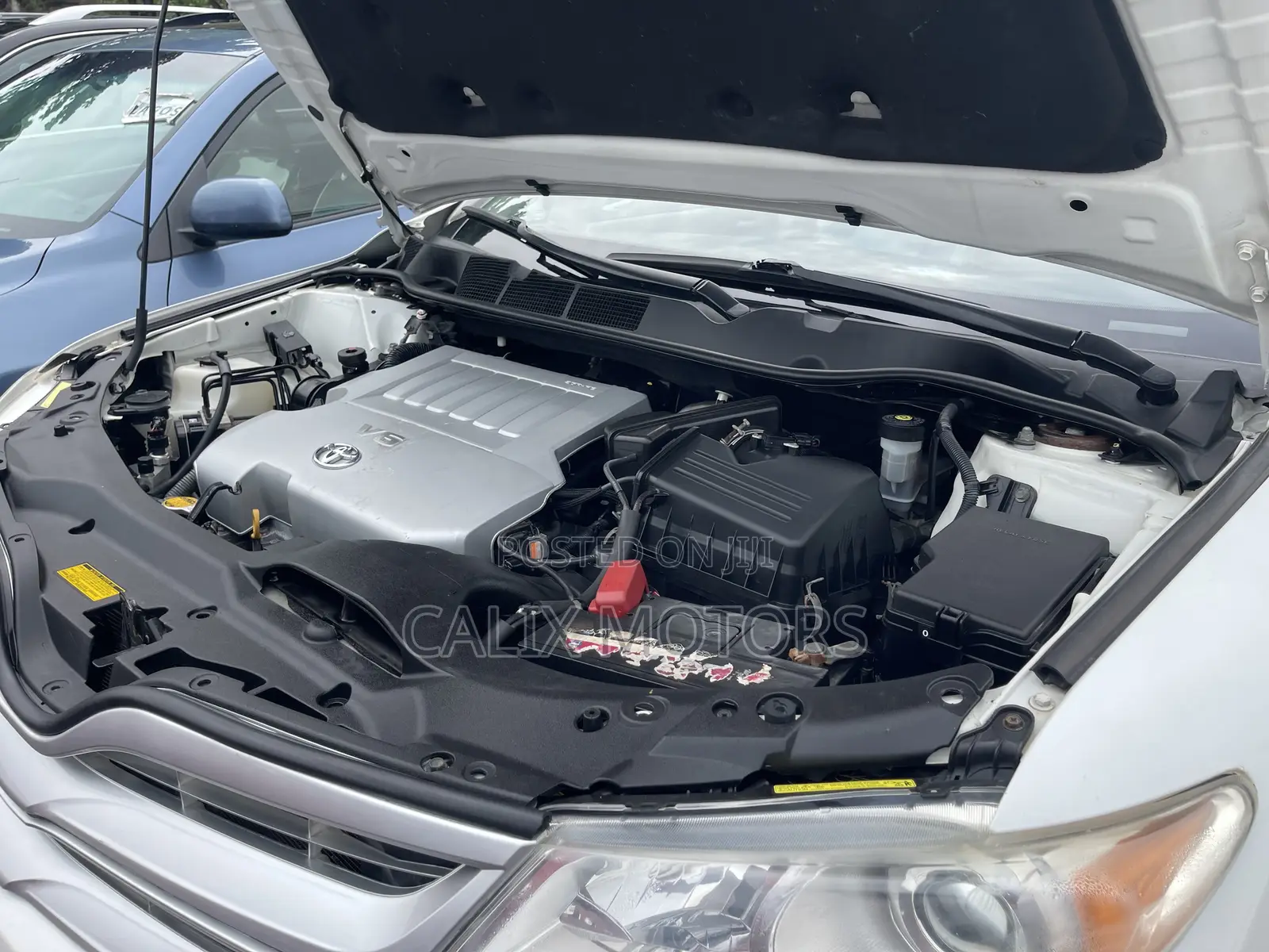 Toyota Venza 2011 White