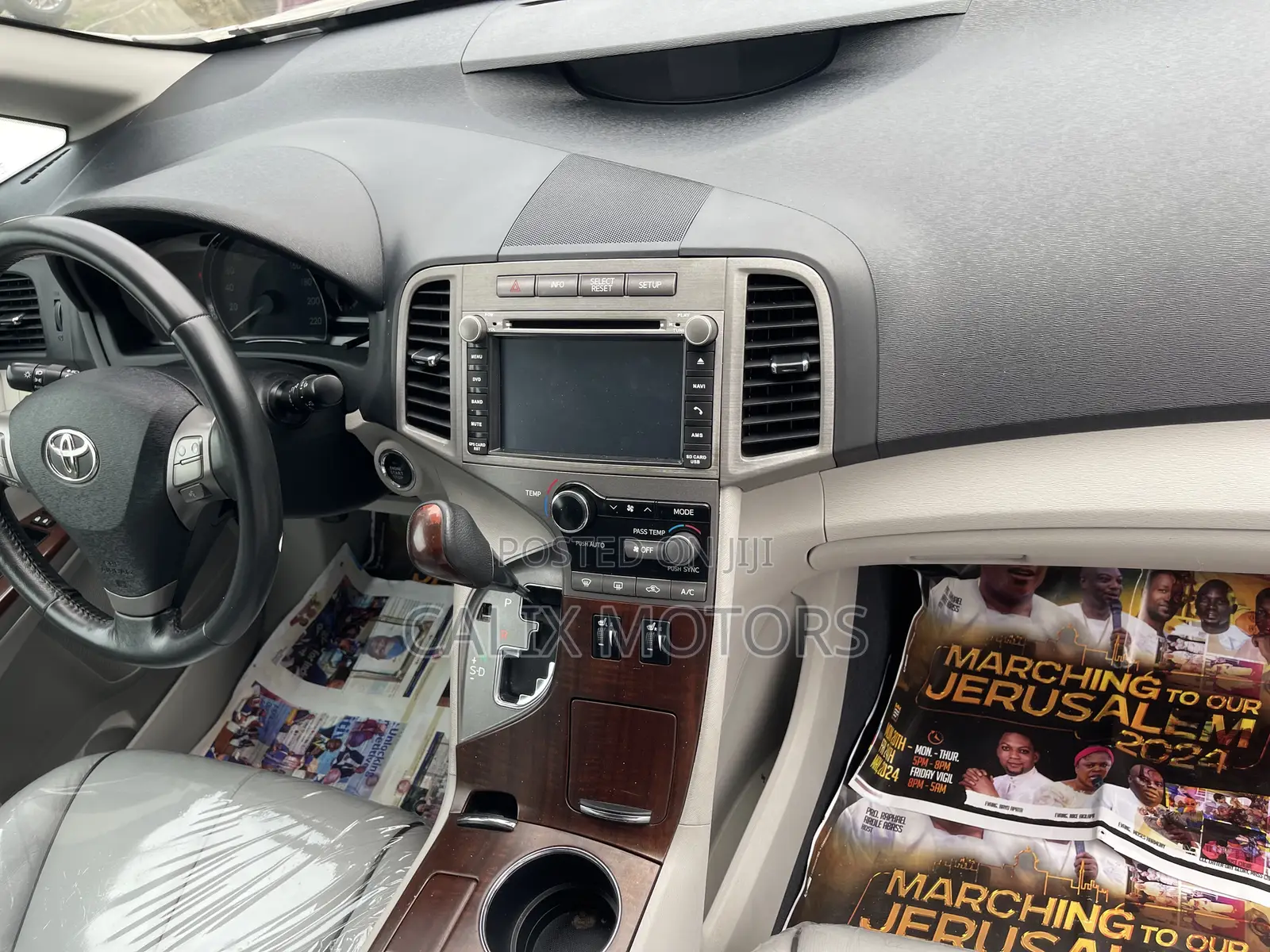 Toyota Venza 2011 White