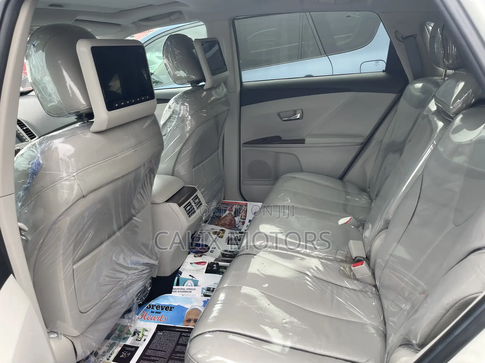 Toyota Venza 2011 White