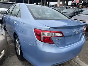 Toyota Camry 2012 Blue