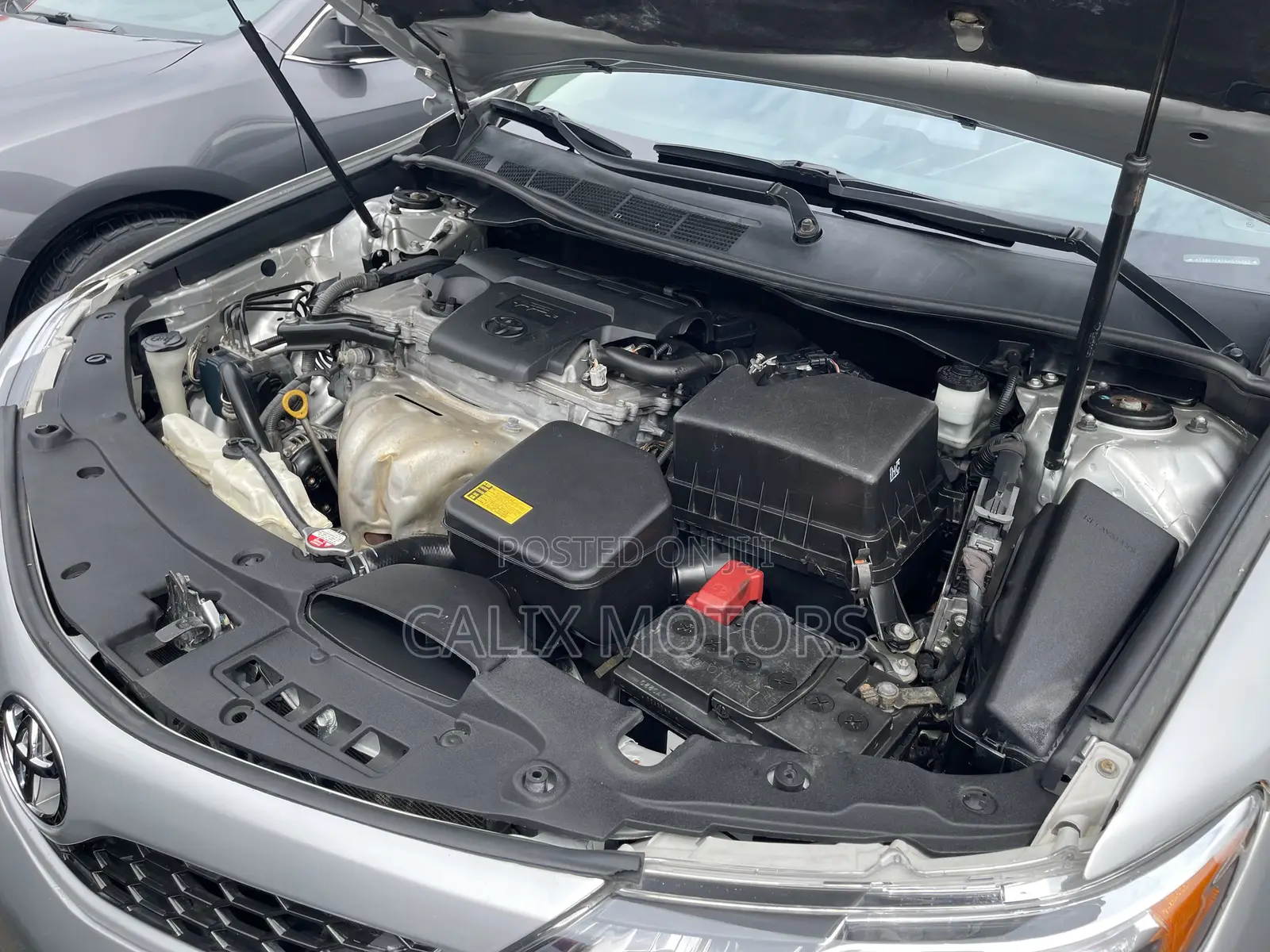 Toyota Camry 2012 Silver