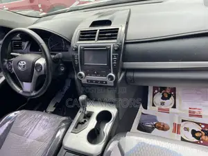 Toyota Camry 2012 Silver