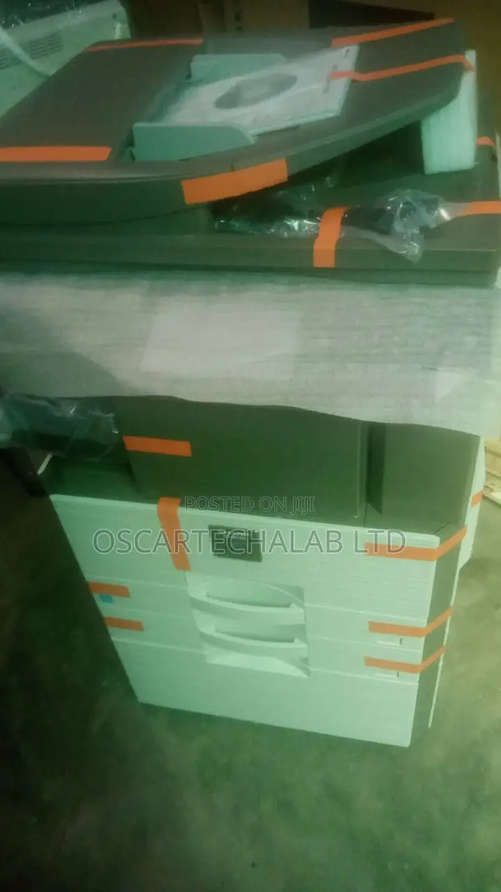 Sharp Photocopy Machine AR-6031