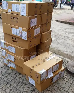 Cisco C1000-24t-4g-L