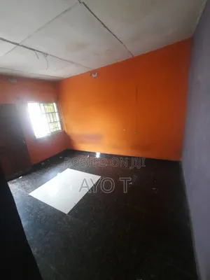 Studio Apartment in Bariga / Shomolu for rent