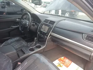 Toyota Camry 2016 Black
