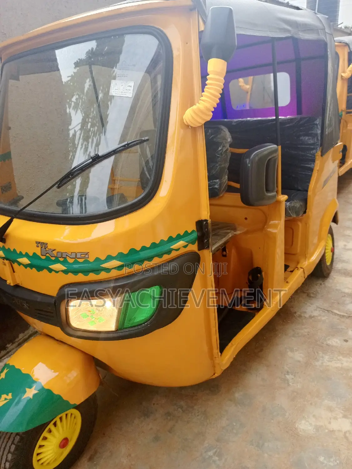 TVS Apache 180 RTR 2018 Yellow