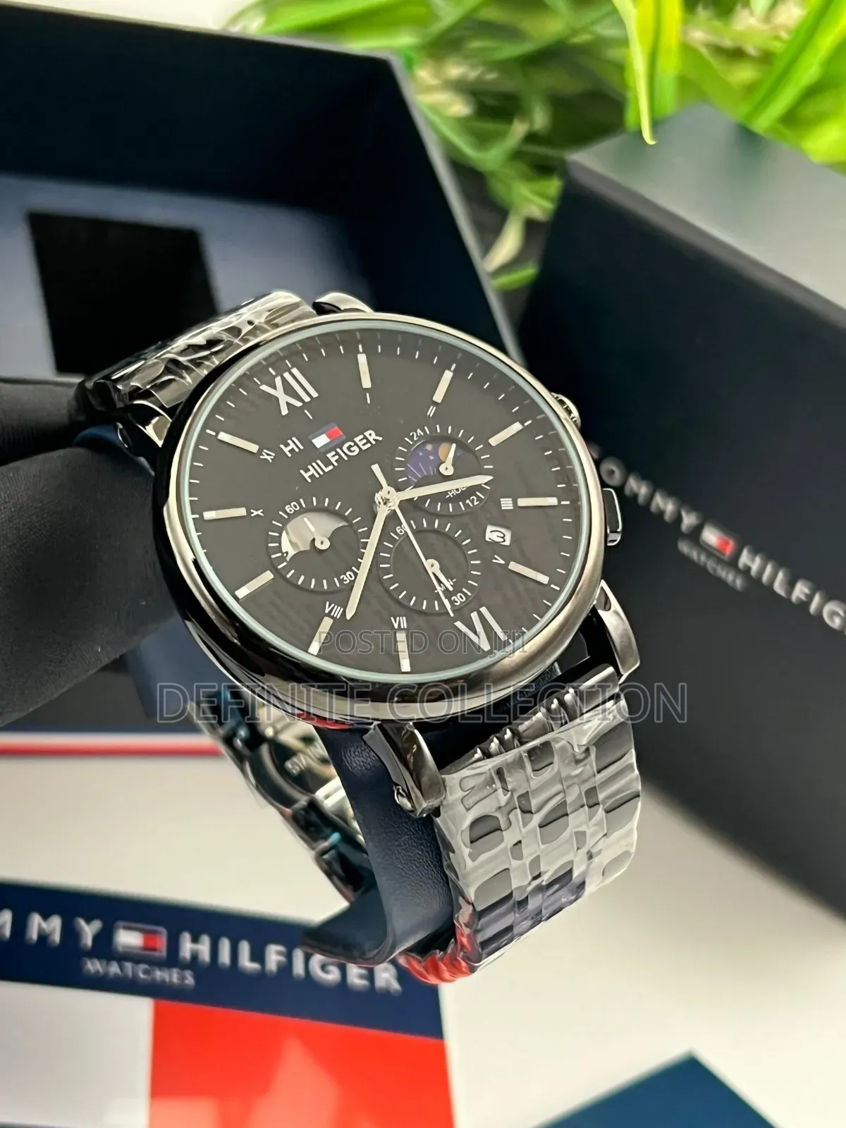 TOMMY HILFIGER Cooperate Wristwatch