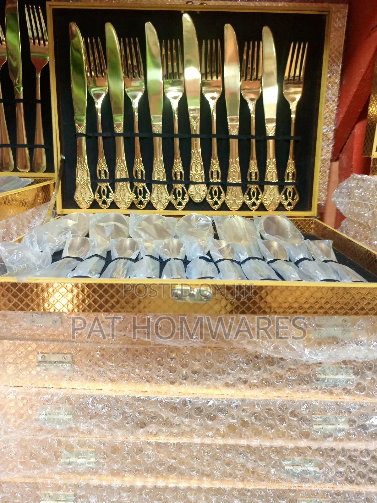 24 Pieces Gold Spoon Set